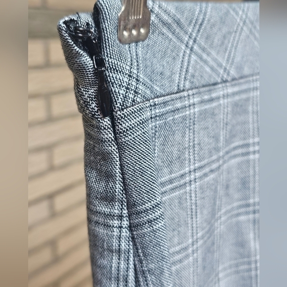 Banana Republic Skirt Sz 8 Excellent condition - Picture 8 of 8